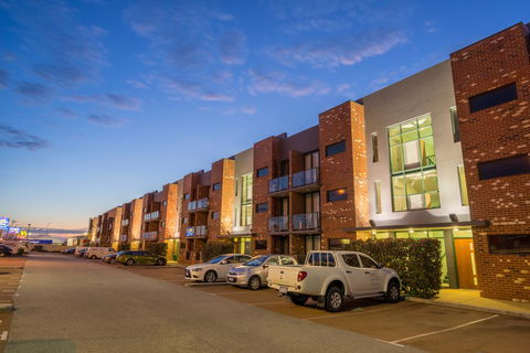 Perth Ascot Central Apartment Hotel Official - Tourism Search 0