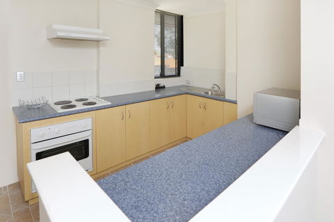 Lodestar Waterside Apartments - Tourism Search 17