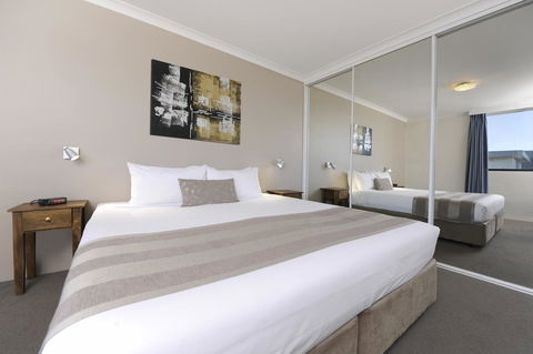 Lodestar Waterside Apartments - Tourism Search 29