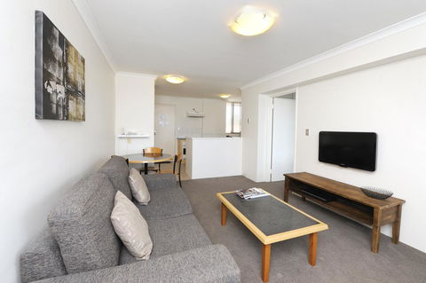 Lodestar Waterside Apartments - Tourism Search 11