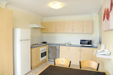 Lodestar Waterside Apartments - Tourism Search 18