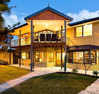Mullaloo Beachfront Retreat - Tourism Search