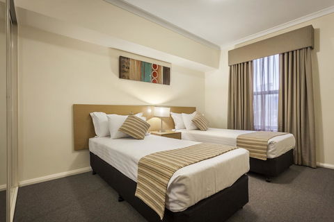 Best Western Northbridge Apartments - Tourism Search 25