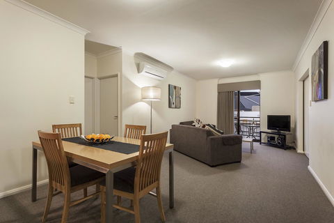 Best Western Northbridge Apartments - Tourism Search 18