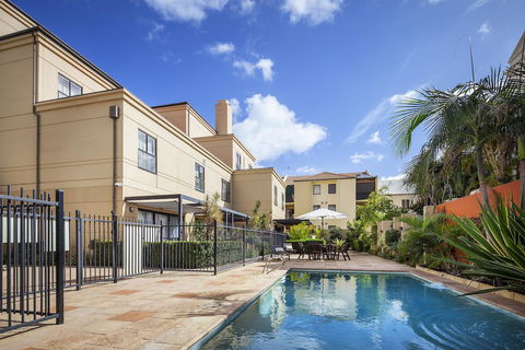 Best Western Northbridge Apartments - Tourism Search 4