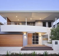 Adele's luxury South Beach apartment with King bed - Tourism Search
