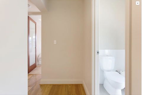 Adele's Luxury South Beach Apartment With King Bed - Tourism Search 17