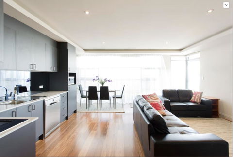 Adele's Luxury South Beach Apartment With King Bed - Tourism Search 1