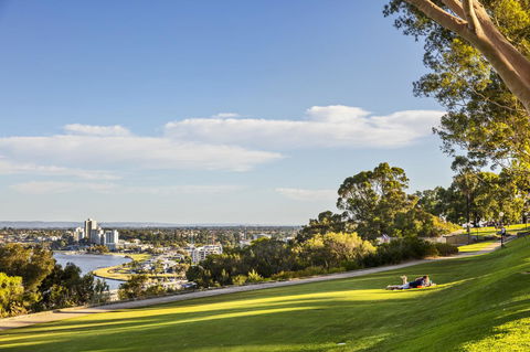 Quest Kings Park - Tourism Search 15