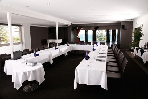 Cottesloe Beach Hotel - Tourism Search 19