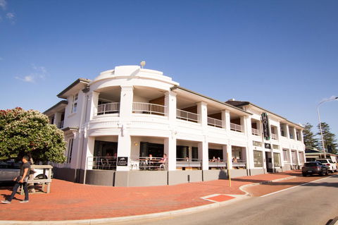 Cottesloe Beach Hotel - Tourism Search 0