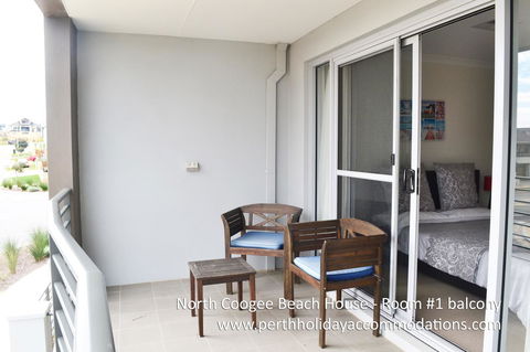 North Coogee Beach House - Tourism Search 7