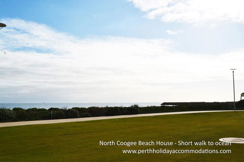 North Coogee Beach House - Tourism Search 9
