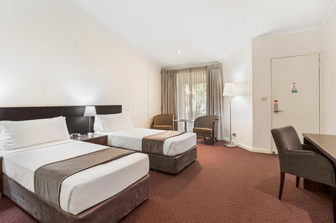 Karratha International Hotel - Tourism Search 4