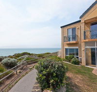 Caravel Beach House Mandurah - Tourism Search
