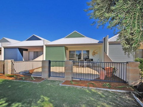 Seas The Day - Jurien Bay - Tourism Search 31