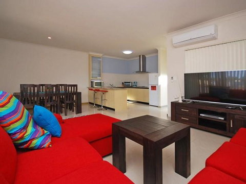 Seas The Day - Jurien Bay - Tourism Search 25