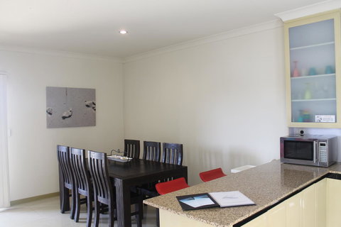 Seas The Day - Jurien Bay - Tourism Search 2