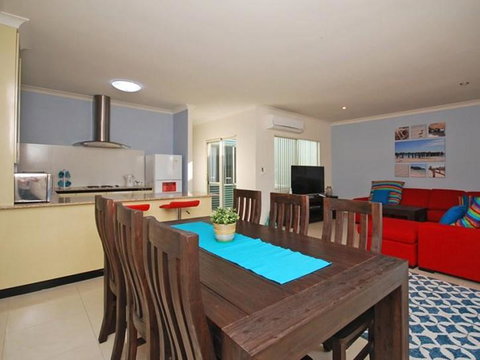 Seas The Day - Jurien Bay - Tourism Search 30