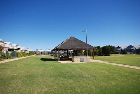 Seas The Day - Jurien Bay - Tourism Search 35