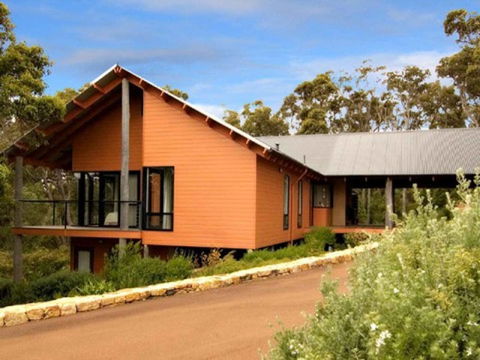 Arum - Close To The Margaret River - Tourism Search 16