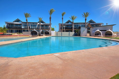 Mantarays Ningaloo Beach Resort - Tourism Search 18