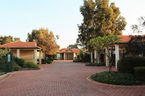 Novotel Vines Resort Swan Valley - Tourism Search 12