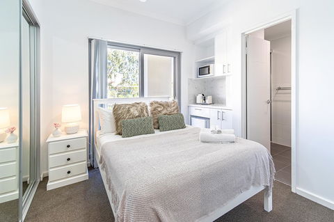 New Apartment On Great Location Opposite Garden City : 02 - Tourism Search 2