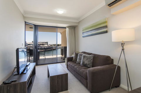 Dolphin Quay Apartments - Tourism Search 32