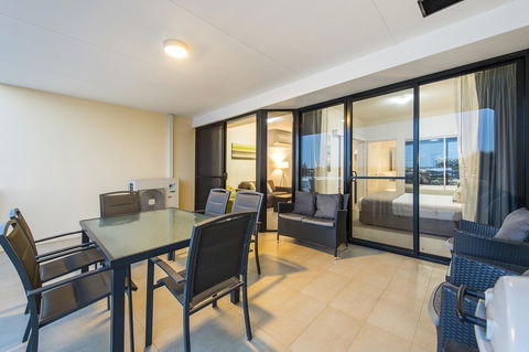 Dolphin Quay Apartments - Tourism Search 38