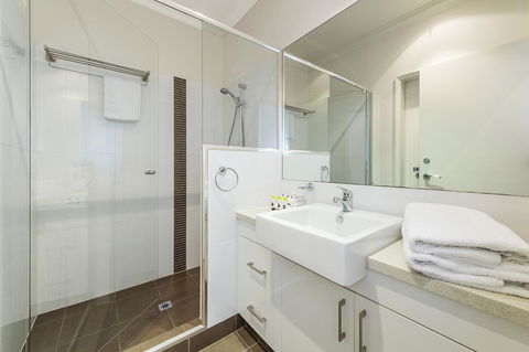 Dolphin Quay Apartments - Tourism Search 42