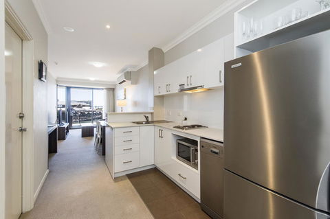Dolphin Quay Apartments - Tourism Search 34