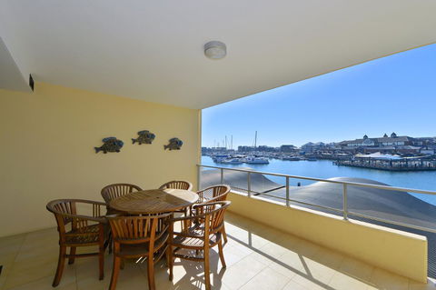 Dolphin Quay Apartments - Tourism Search 14