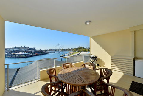 Dolphin Quay Apartments - Tourism Search 15