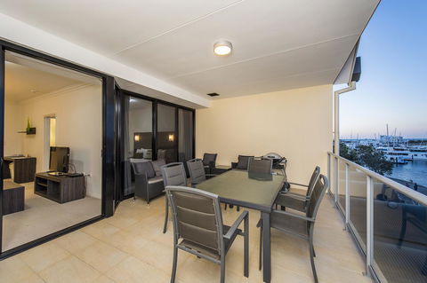 Dolphin Quay Apartments - Tourism Search 24