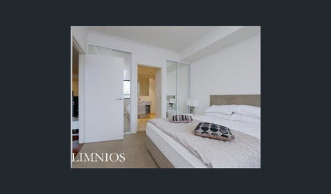 Frankly Francis - Exquisite Executive Apartment - Tourism Search 0