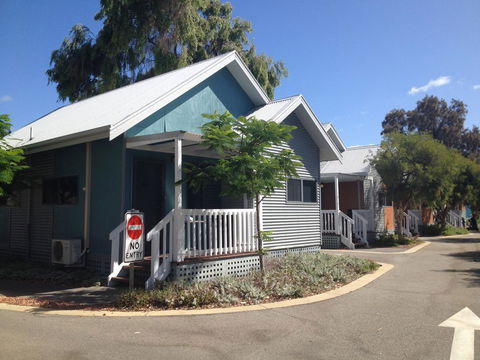 Mandurah Ocean Marina Chalets - Tourism Search 38