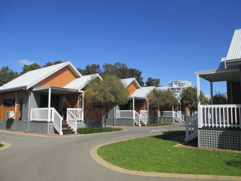 Mandurah Ocean Marina Chalets - Tourism Search 37