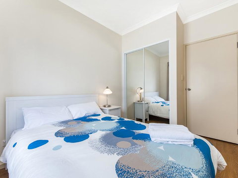 James On The Park - Executive Escapes - Tourism Search 20