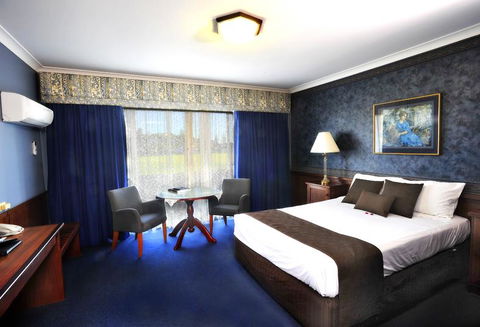 Clifton Motel & Grittleton Lodge - Tourism Search 33
