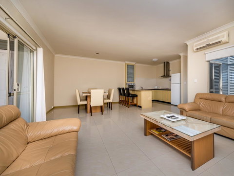 Seafront Unit 60 - Tourism Search 7