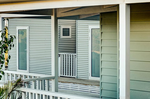 Blue Sky Escapes The Lookout Lancelin - Tourism Search 25