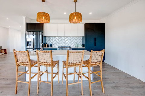 Blue Sky Escapes The Lookout Lancelin - Tourism Search 13