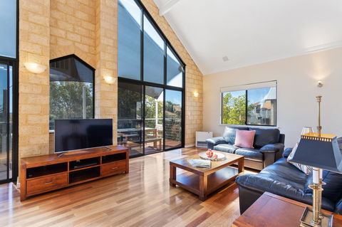 Swanview Ardross Shortstays - Tourism Search 2
