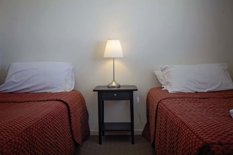 Hopetoun Motel & Chalet Village - Tourism Search 33