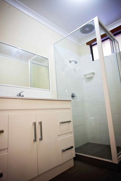 Hopetoun Motel & Chalet Village - Tourism Search 43