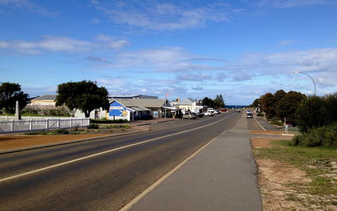 Hopetoun Motel & Chalet Village - Tourism Search 16