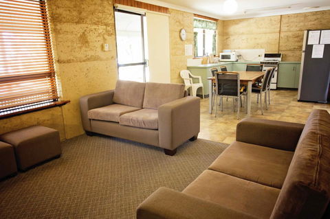 Hopetoun Motel & Chalet Village - Tourism Search 8