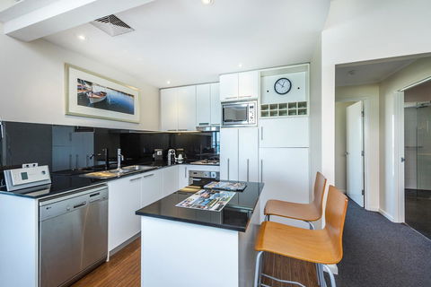 A 406 FANTASTIC OCEAN BEACH And MARINA VIEW APT - MANDURAH - Tourism Search 19