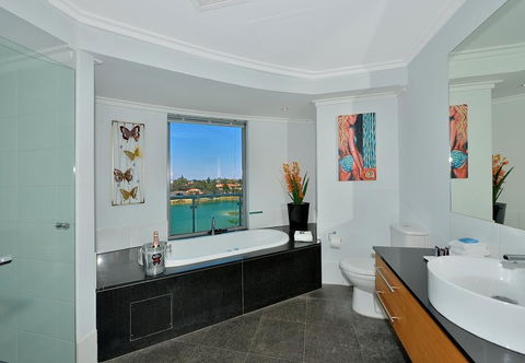 A 406 FANTASTIC OCEAN BEACH And MARINA VIEW APT - MANDURAH - Tourism Search 30